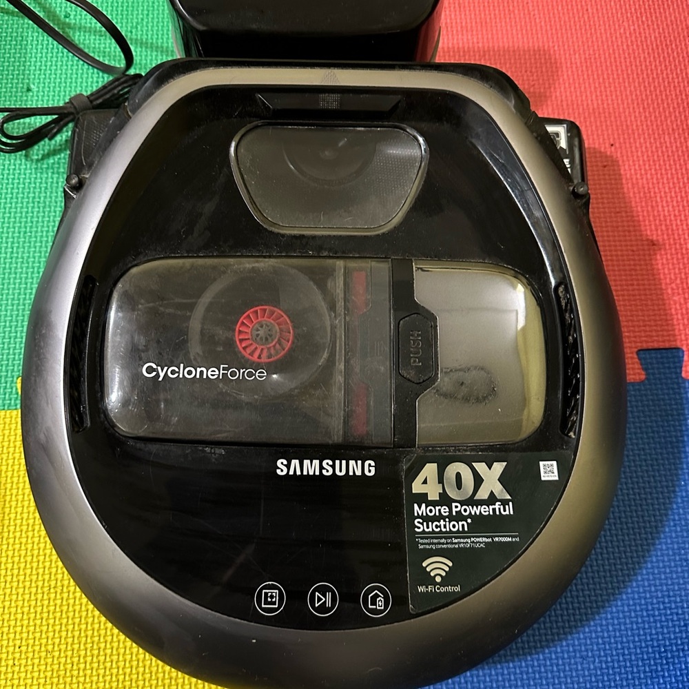 Samsung CycloneForce Vacuum - Black